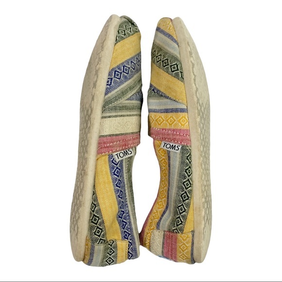 Toms Nepal Print Classic Slip On Canvas Aztec Shoes Women’s Size 8 - Picture 3 of 7